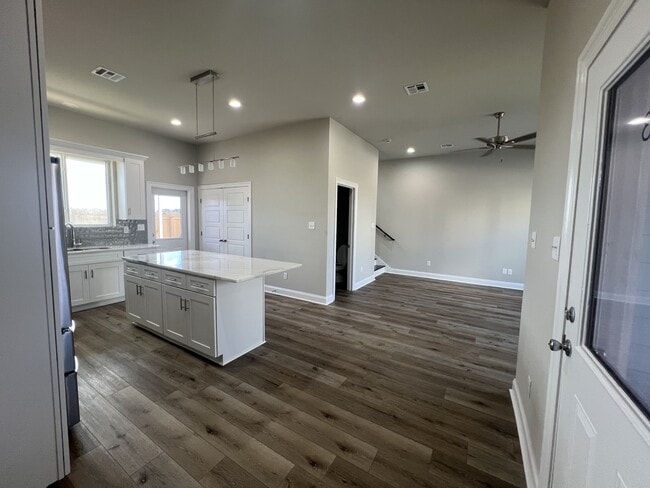 113 Firethorn Dr in Youngsville, LA - Building Photo - Building Photo