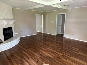 12831 Westhorpe Dr in Houston, TX - Building Photo - Building Photo
