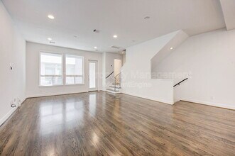 1743 Eado Point Ln in Houston, TX - Foto de edificio - Building Photo