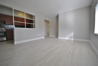 7330 Harding Ave in Miami Beach, FL - Building Photo - Other