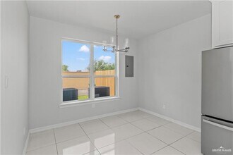 13 West Dr in Pharr, TX - Building Photo - Building Photo