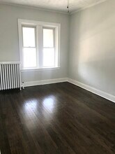 1475 W 77th St, Unit 1A in Chicago, IL - Building Photo - Building Photo