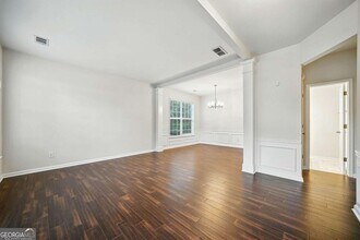 215 Friars Head Dr NE in Suwanee, GA - Building Photo - Building Photo