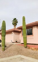 9908 N Woodstone Trail in Tucson, AZ - Building Photo - Building Photo