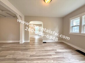 2505 Miner St in Fort Wayne, IN - Building Photo - Building Photo