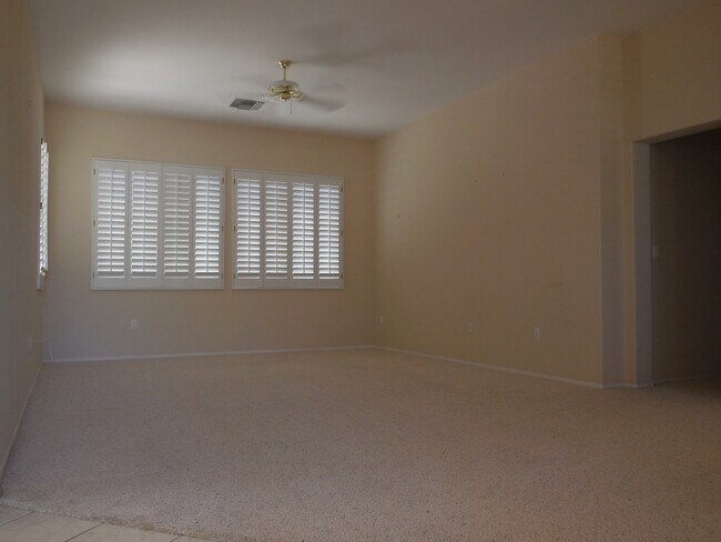 10409 Sea Palms Ave in Las Vegas, NV - Building Photo - Building Photo