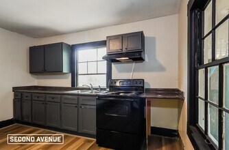 412 Irving St in Birmingham, AL - Foto de edificio - Building Photo