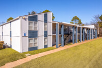 Whispering Pines Apartment Homes in Palestine, TX - Building Photo - Building Photo