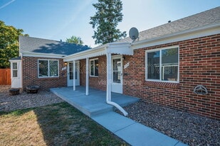 1570 Trenton St in Denver, CO - Building Photo