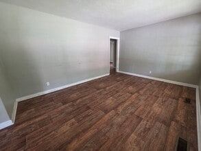 1704 N Cleveland St in Albany, GA - Building Photo - Building Photo