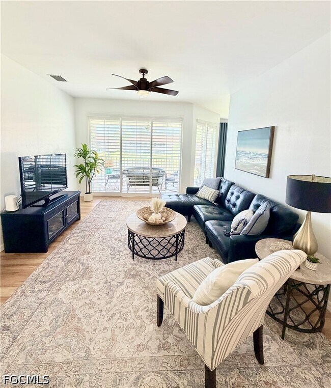 property at 15055 Tamarind Cay Ct
