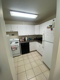 4313 Knox Road, Unit Single room in College Park, MD - Foto de edificio - Building Photo