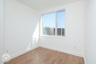 242 Newkirk Ave in Brooklyn, NY - Building Photo - Building Photo