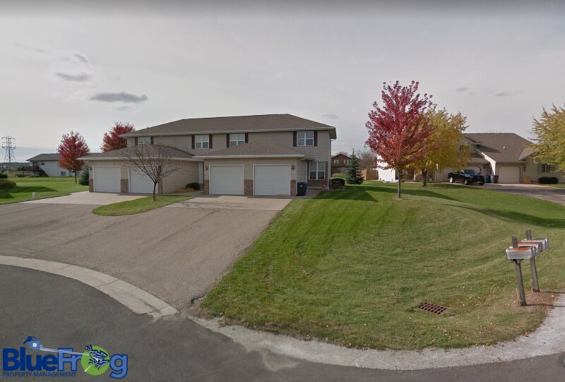 1670-1676-1676 Golf Bridge Dr Photo