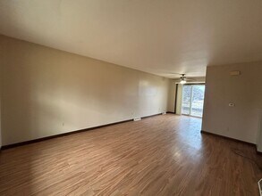 3414 60th St in Moline, IL - Foto de edificio - Building Photo