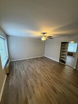 744 W Gordon Terrace in Chicago, IL - Building Photo