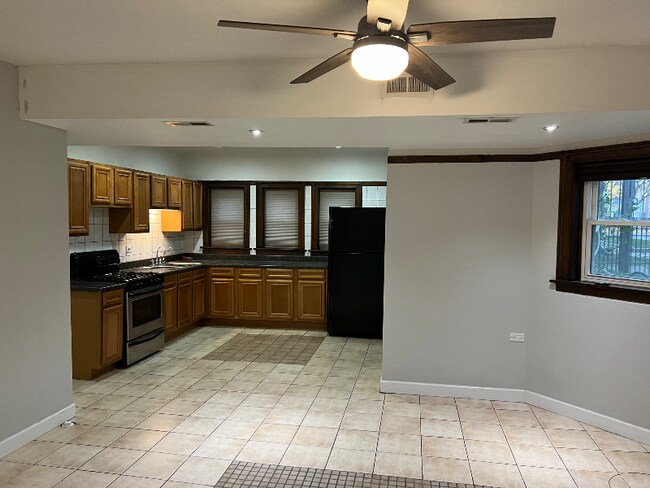 3524 W Grace St in Chicago, IL - Building Photo - Building Photo