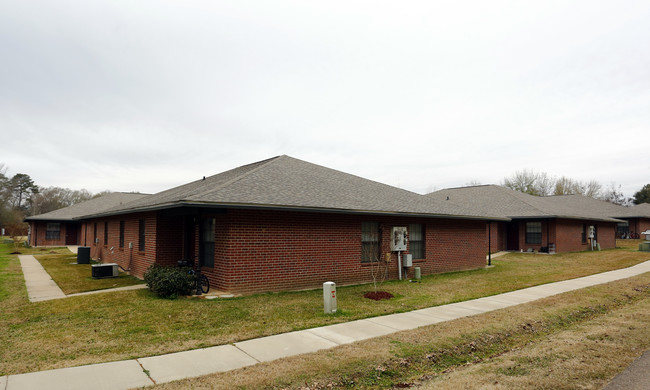 The Meadows in Florence, MS - Foto de edificio - Building Photo