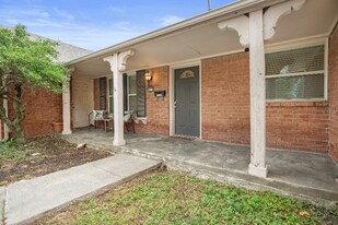 4719 S Lakewood Ave in Tulsa, OK - Building Photo