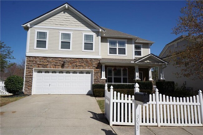 property at 3603 Old Towne Ln