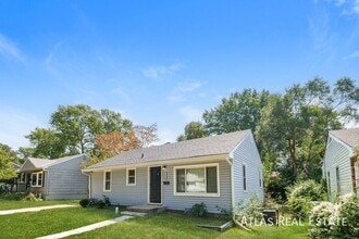 9 W 89 Terrace in Kansas City, MO - Building Photo - Building Photo