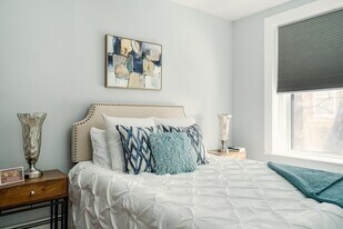 116 Brook St, Unit #1 in Brookline, MA - Building Photo