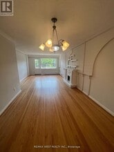 251 Pannahill Rd in Toronto, ON - Building Photo - Building Photo