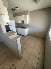 509 N Decatur Blvd in Las Vegas, NV - Building Photo - Building Photo