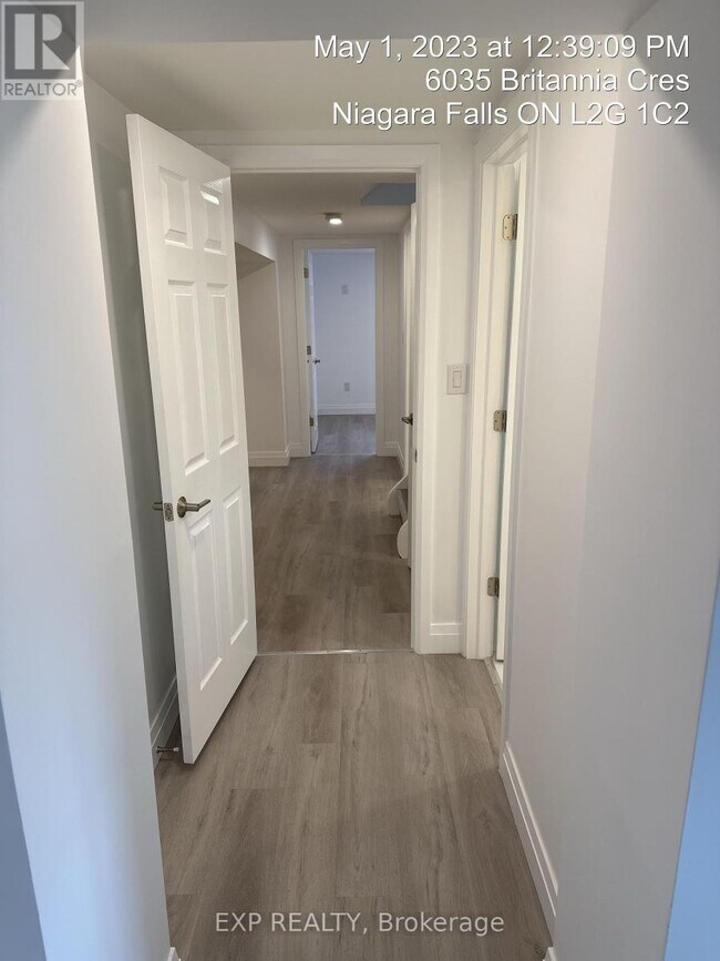 6035 Britannia Crescent in Niagara Falls, ON - Building Photo - Building Photo