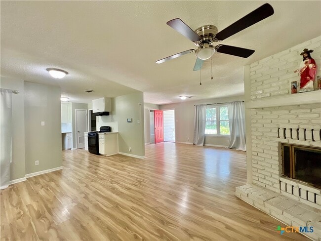 1402 Duvall Dr in Killeen, TX - Building Photo - Building Photo
