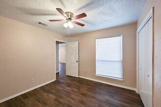 2712 St George Pl in Arlington, TX - Building Photo - Building Photo