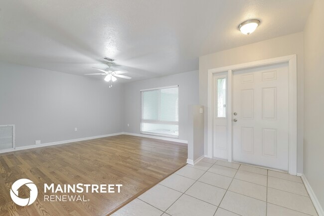 5724 Whistlewood Cir in Sarasota, FL - Building Photo - Building Photo