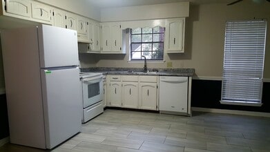 232 Maplewood Loop in Daphne, AL - Building Photo - Building Photo