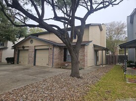 7715 Rustic Park in San Antonio, TX - Building Photo