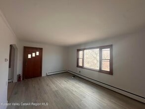 6140 NY-9G in Hudson, NY - Building Photo - Building Photo