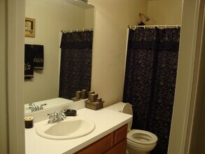9158 Everton in San Antonio, TX - Building Photo - Building Photo