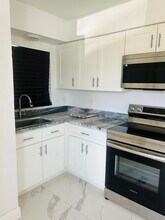 1471 NW 20th St in Fort Lauderdale, FL - Building Photo - Building Photo