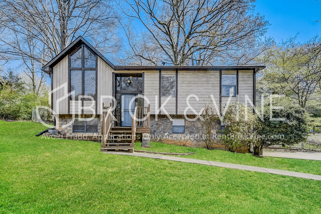 property at 851 25th Ave NE