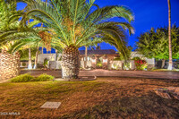 8320 E Carol Way in Scottsdale, AZ - Foto de edificio - Building Photo