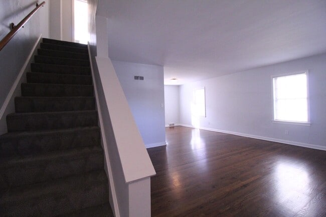 7604 Terrace St in Kansas City, MO - Building Photo - Building Photo