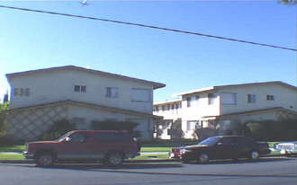 631-635 S Grevillea Ave Apartamentos