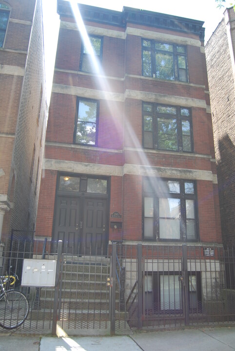 2143 W Potomac Ave, Unit 1 in Chicago, IL - Foto de edificio