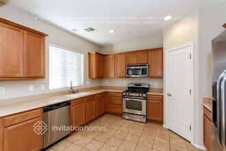 2425 Rue Royale St in Henderson, NV - Building Photo - Building Photo