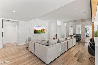 6834 N 72nd Pl in Scottsdale, AZ - Building Photo - Building Photo