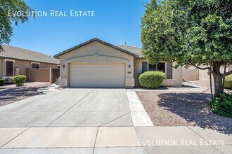 10330 E Idaho Ave in Mesa, AZ - Building Photo - Building Photo