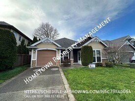 10139 Terra Valley Street Southeast in Yelm, WA - Building Photo