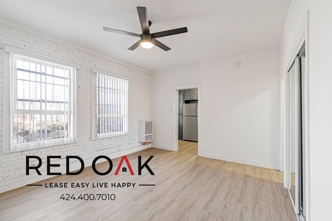 property at 245 N Kenmore Ave