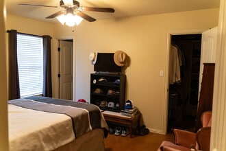 111 Brock Hill Ln in Weatherford, TX - Building Photo - Building Photo