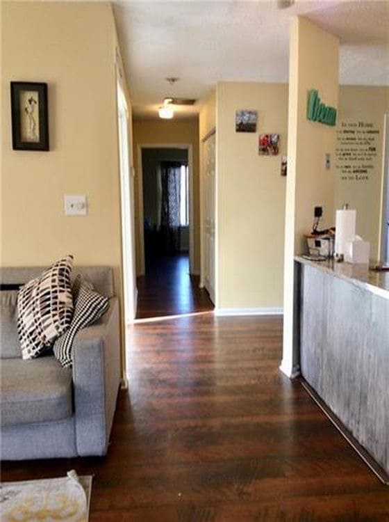 property at 19 Gate House Ln