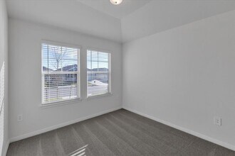 5020 Hazelnut Ln in Austin, TX - Building Photo - Building Photo